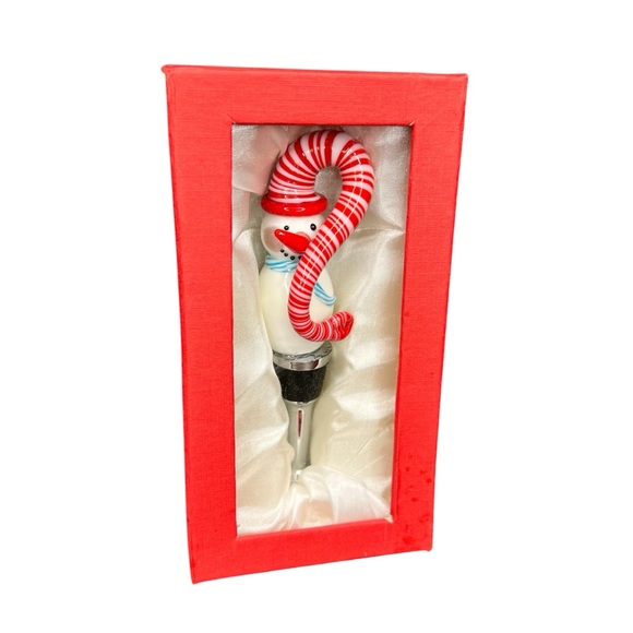 LSArts Jolly Winter Snowman Candy Cane Glass Art Wine Bottle Stopper Red/White - Picture 1 of 6
